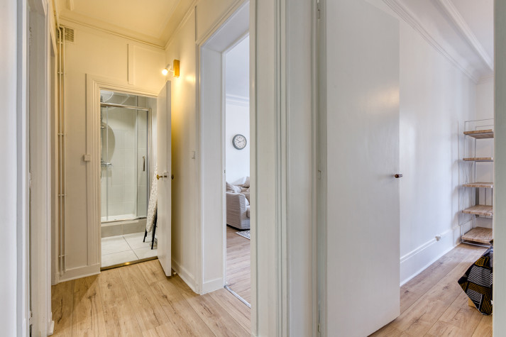 Photo 4 T3 3 pièces à Paris 17