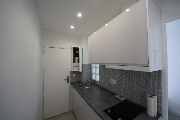 Photo 3 T2 2 pièces à Paris 17
