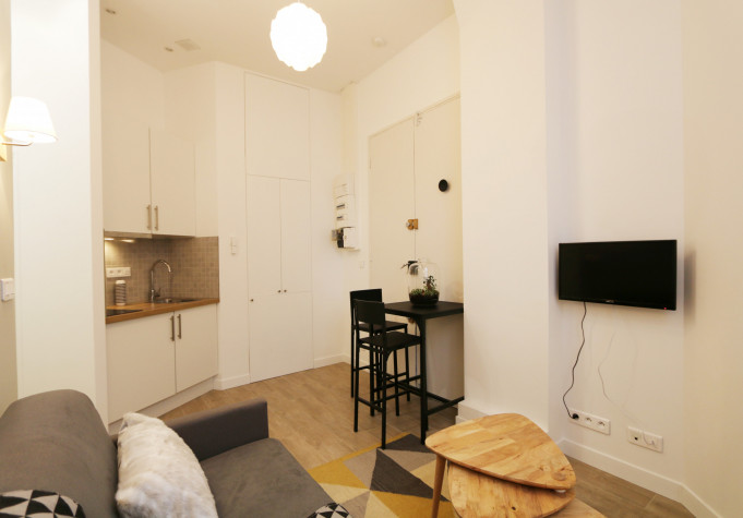 Photo 2 T2 2 pièces à Paris 20