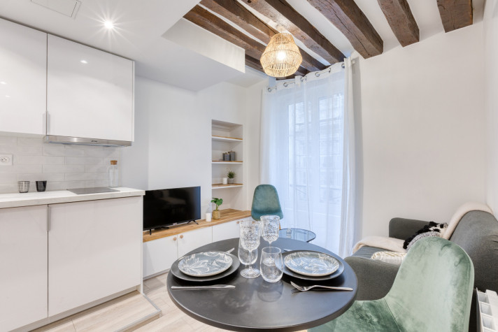 Photo 2 Studio 2 pièces à Paris 02