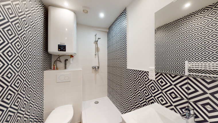 Photo 4 T5 5 pièces à Marseille 05