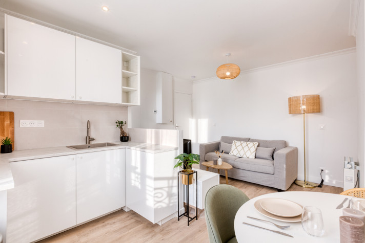 Photo 3 T2 2 pièces à Paris 10