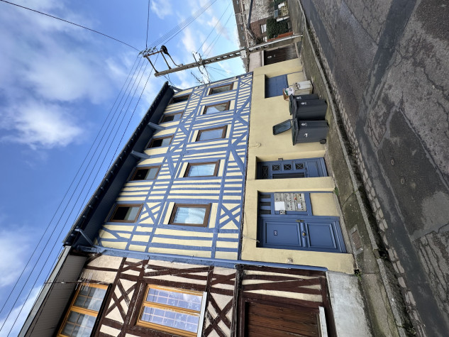 Photo 2 Building 7 pièces à Darnétal